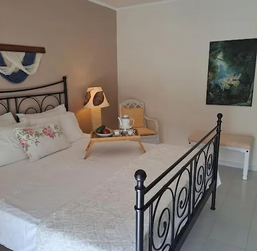 In Paradise Zipárion