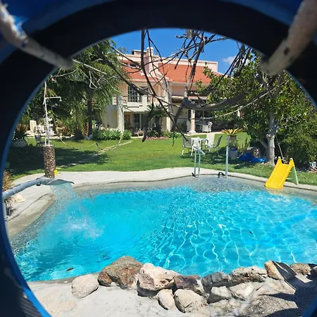 In Paradise Zipárion