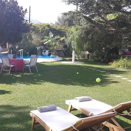 In Paradise 度假居